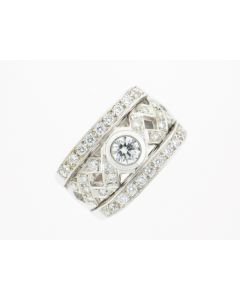 18 K White Gold & Diamond Ring 25823203
