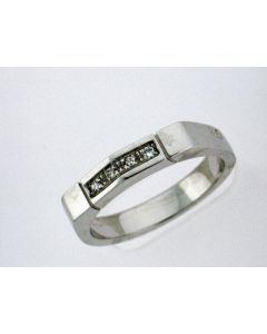 18K WHITE GOLD GENTS RING WITH DIAMONDS 23837141